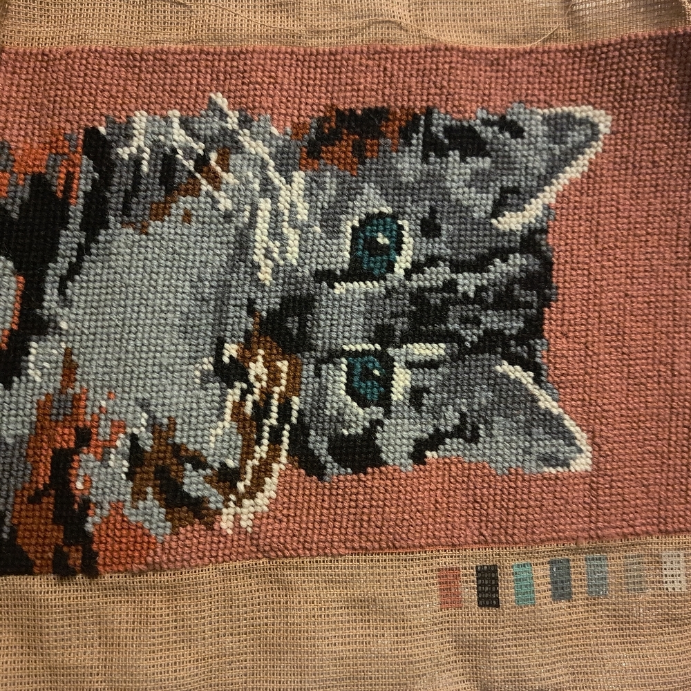 5 Needlepoints - Picture 5 of 5